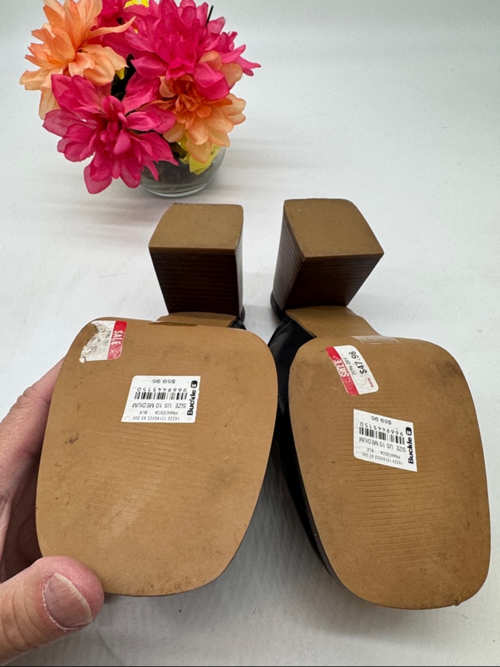 BEAST FASHION Black Leather Square-Toe Block Heel Mules - Picture 5 of 8